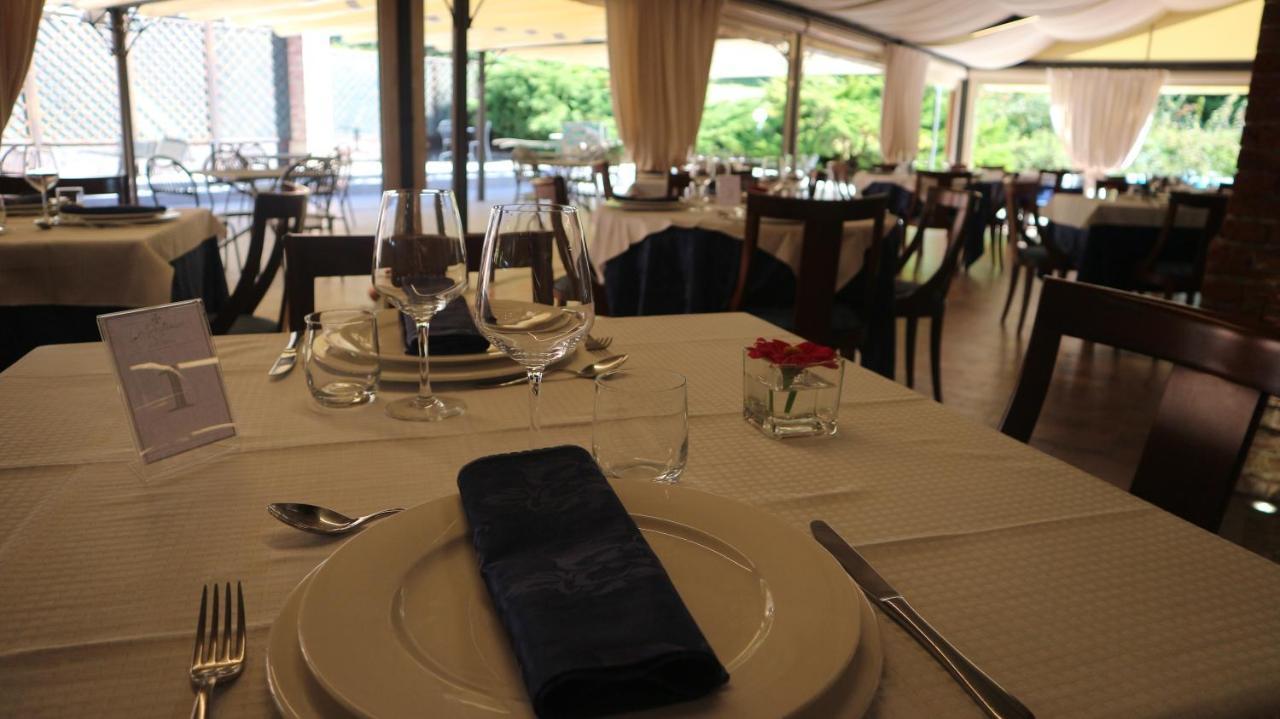 La Regibussa - Hotel Ristorante Asti Exterior photo