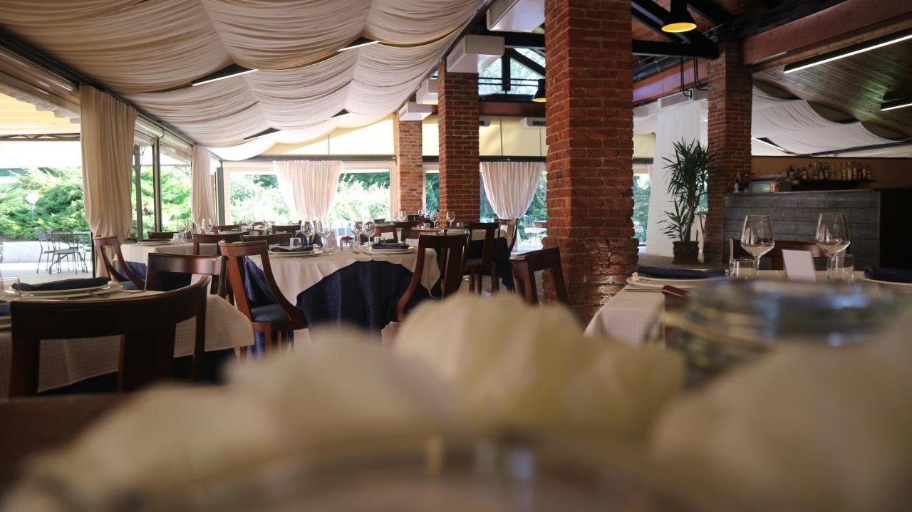 La Regibussa - Hotel Ristorante Asti Exterior photo