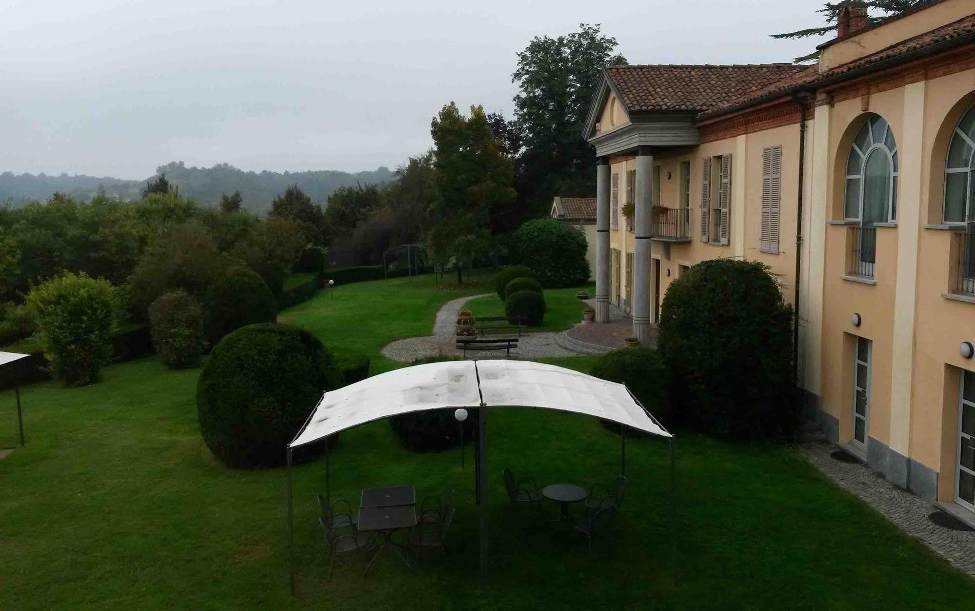 La Regibussa - Hotel Ristorante Asti Exterior photo
